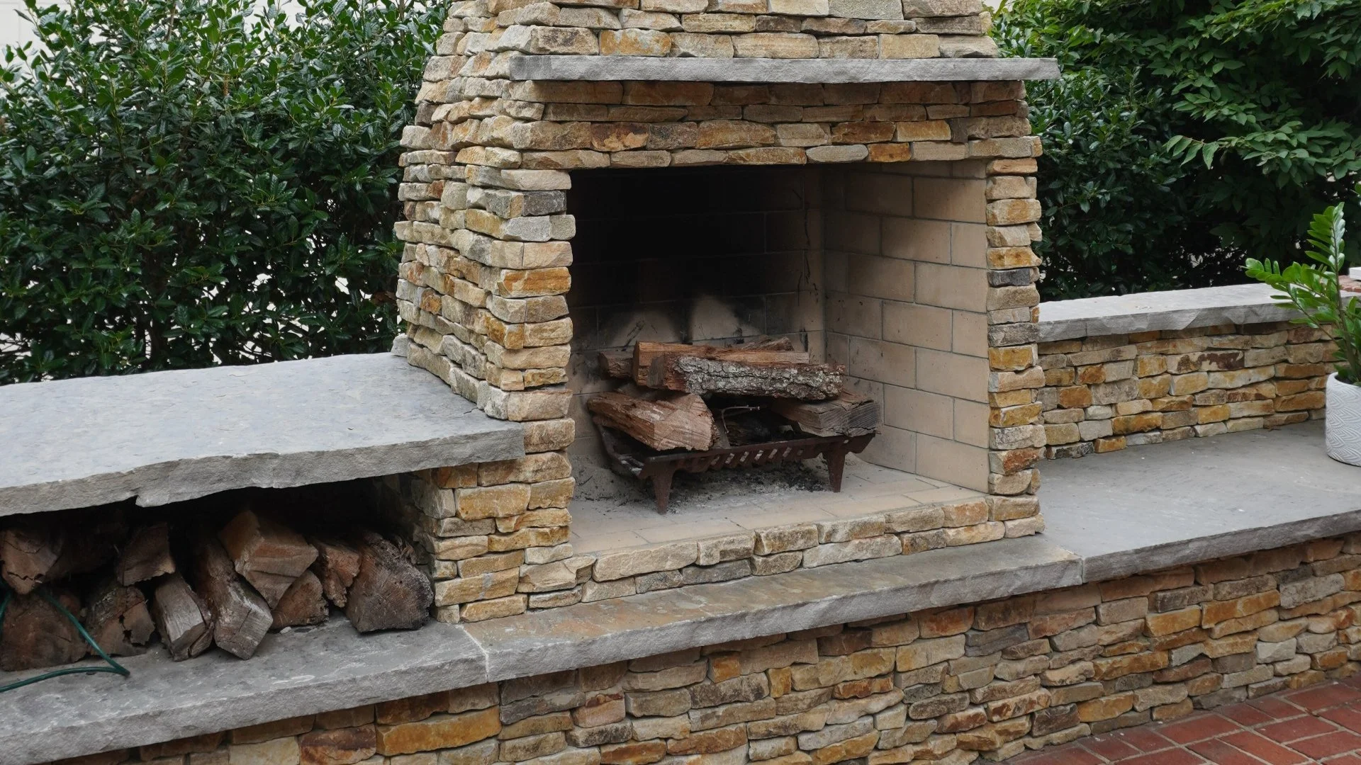 Questions to Ask Yourself When Deciding Between a Fire Pit or Outdoor Fireplace