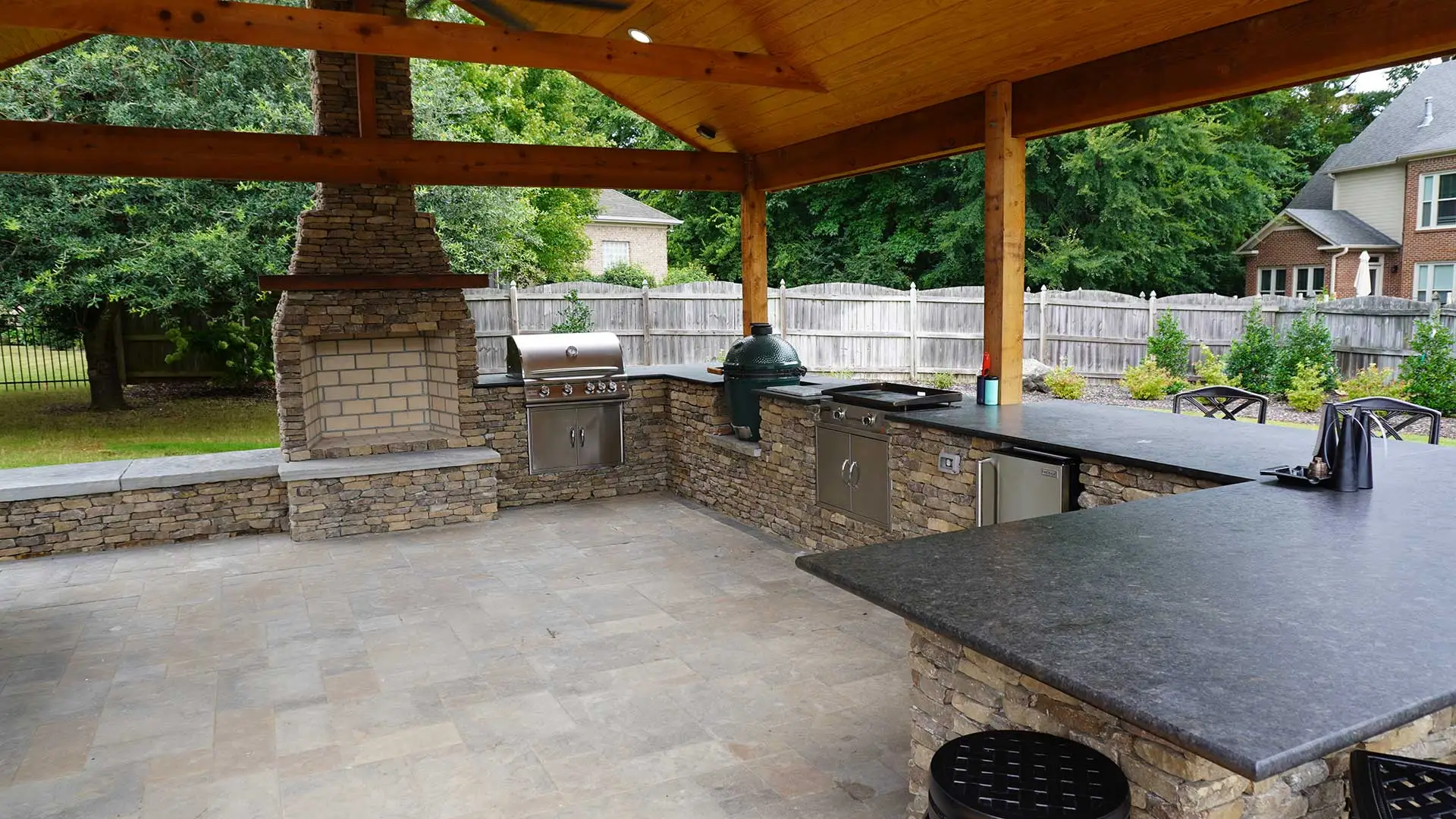Banner Outdoor Kitchen With Natural Stone.webp