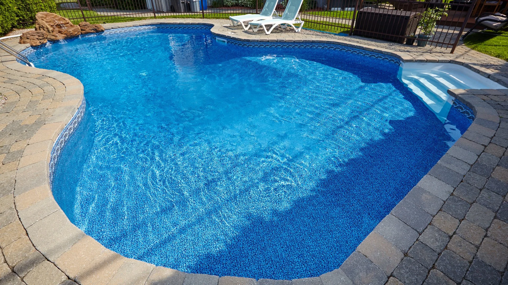 Popular Design Trends to Consider Incorporating Into Your New Pool