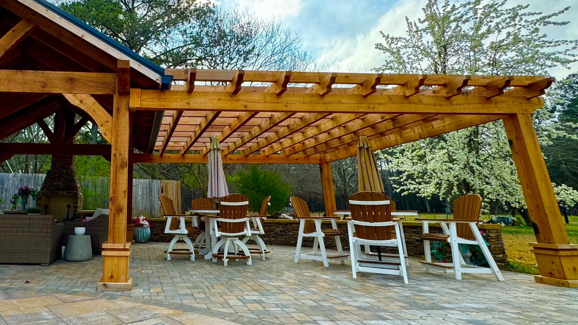 Is a Pergola a Good Feature to Add to Your Outdoor Living Space?